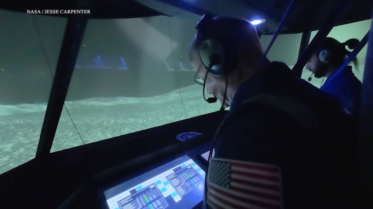 What's it like to land on the Moon? Inside the NASA simulator helping prepare for Artemis mission
       — 6ABC Action News (Philadelphia)