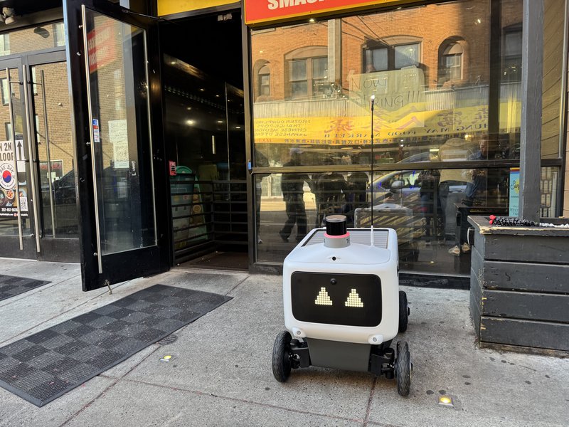 Philly considers new tax on Uber Eats robots and Waymo driverless taxis — Malvern Government news